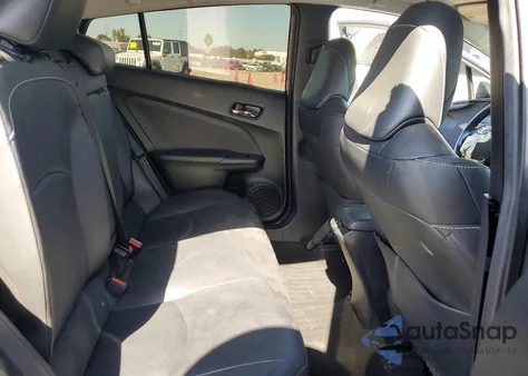 2022 Toyota Prius Prime Le z USA, uszkodzony, nr VIN JTDKAMFP0N3226613